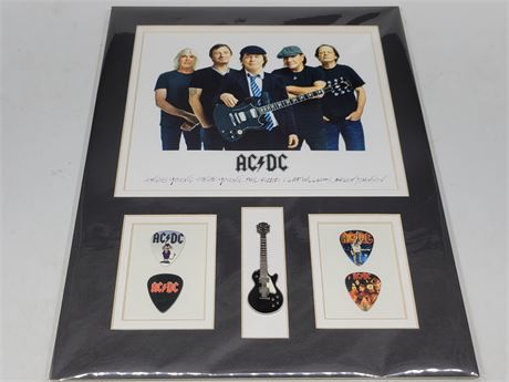 AC-DC 'ROCK LEGENDS' MINI GUITAR & GUITAR PICK DISPLAY, 11X14