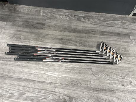 6 CALLAWAY RIGHT HAND IRONS