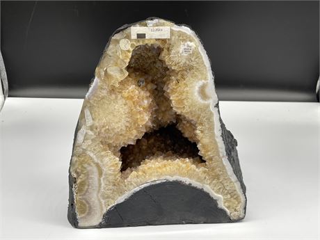 CITRINE CATHEDRAL GEODE (12.35kg / 10” TALL)