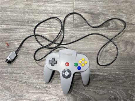 N64 CONTROLLER W/PERFECT STICK