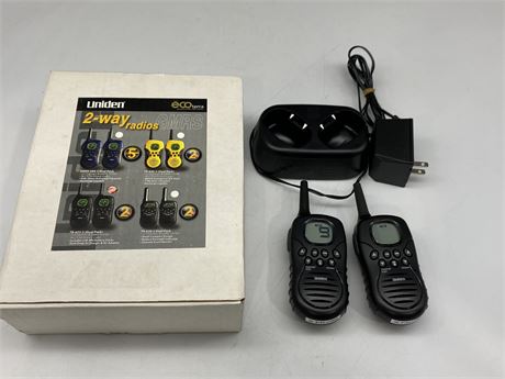 (2) UNIDEN 2 WAY RADIOS & CHARGER