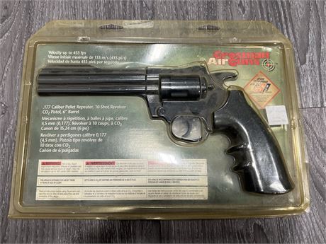 CROSMAN 357 PELLET GUN - LIKE NEW
