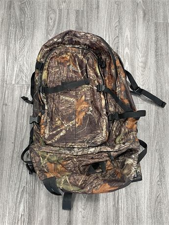 OUTBOUND HIKING BACKPACK (LIKE NEW CONDITION)