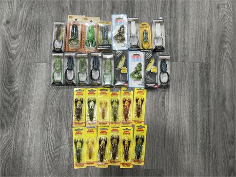 NEW FISHING LURES - FROG / CRAW