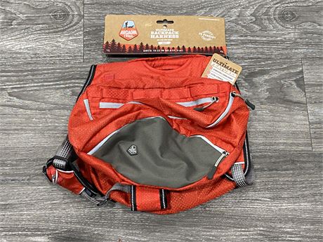 NWT BACKPACK / HARNESS / SADDLEBAG FOR SMALL DOG (SPECS IN PHOTOS)