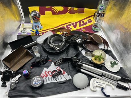 ASSORTED ITEMS LOT