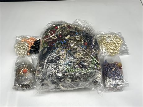 LARGE LOT OF MAJORITY COSTUME JEWELRY - SOME MARKED 925