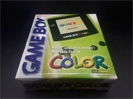 GAMEBOY COLOR CONSOLE IN BOX - VERY GOOD CONDITION