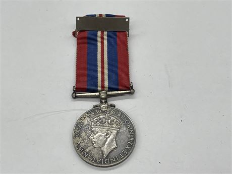 WW2 SOLID STEELING SILVER MILITARY MEDAL