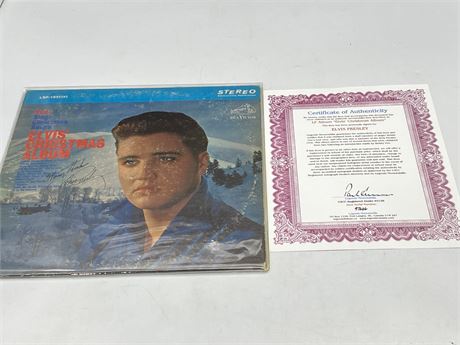 ELVIS PRESLEY SIGNED LP ‘ELVIS CHRISTMAS ALBUM’ W/COA