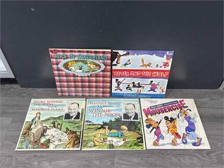 5 DISNEY / WINNIE THE POOH RECORDS - EXCELLENT / VG+