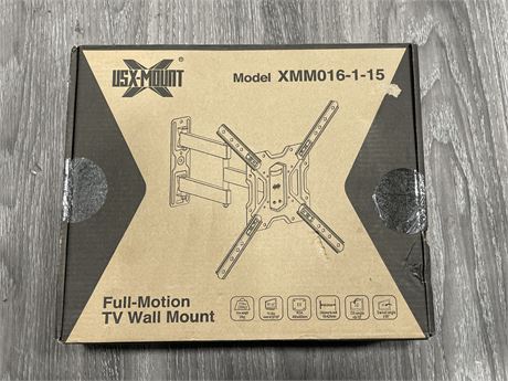 NEW IN BOX USX-MOUNT FULL MOTION TV WALL MOUNT - XMM016-1-15 (SPECS IN PHOTOS)