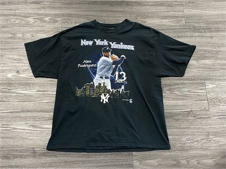 2004 NEW YORK YANKEES ALEX RODRIGUEZ T-SHIRT W/HOLE IN NECK - SIZE 2XL