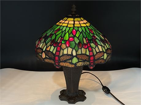STAINED GLASS DRAGONFLY DESK LAMP - WORKS (14” TALL)