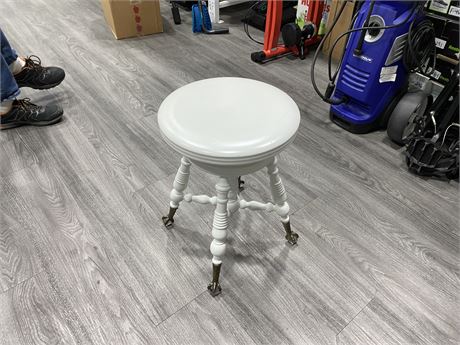 WHITE OTTERVILLE CLAW FOOTED PIANO STOOL - 19” TALL