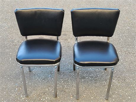2 MCM CHILDRENS CHAIRS (23"Tall)