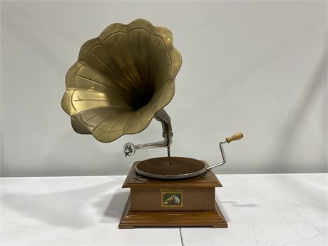 ANTIQUE TABLE TOP GRAMAPHONE (His Masters Voice, 26” tall)