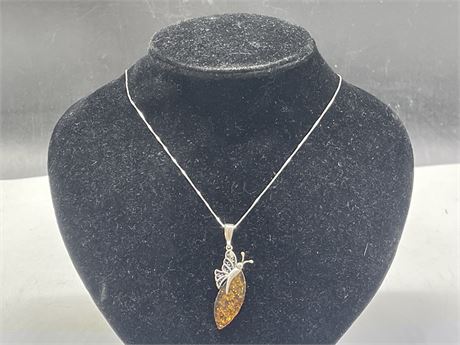 925 STERLING & BALTIC AMBER SILVER NECKLACE & PENDANT (18”)